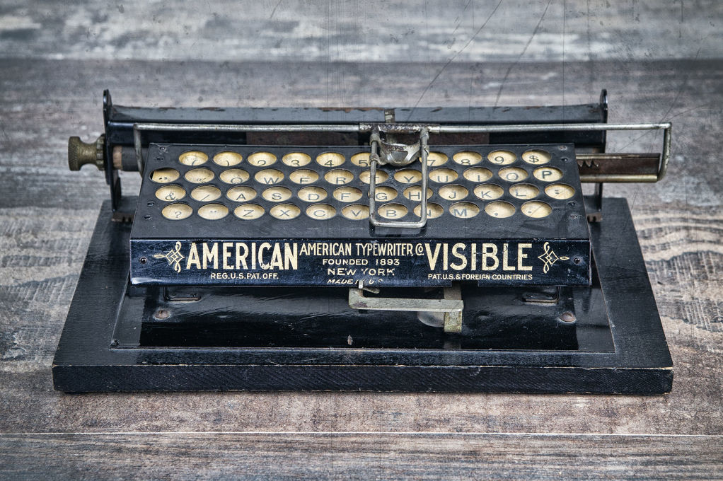 AMERICAN TYPEWRITER VISIBLE - 7c0c0-_dsc3868.jpg