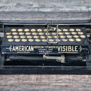 AMERICAN TYPEWRITER VISIBLE - 7c0c0-_dsc3868.jpg